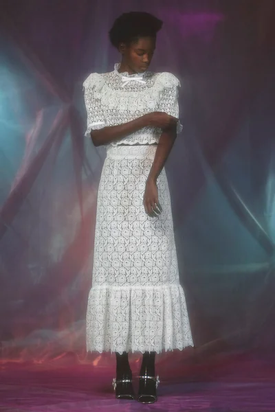 Look 16